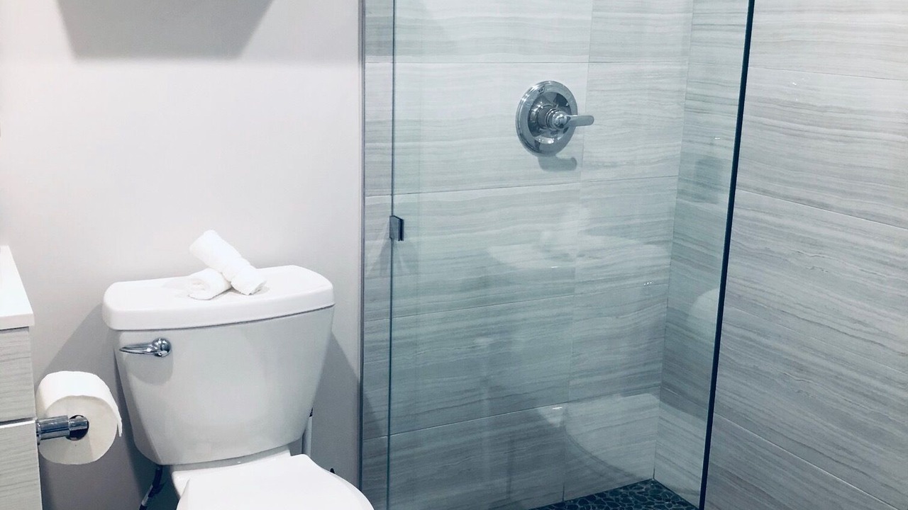 Photo of Bathroom in Royal Poinciana