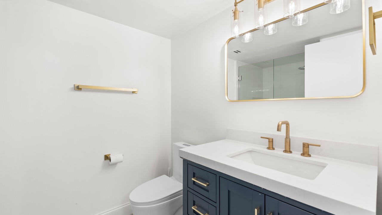 Photo of Bathroom in Hunt Club