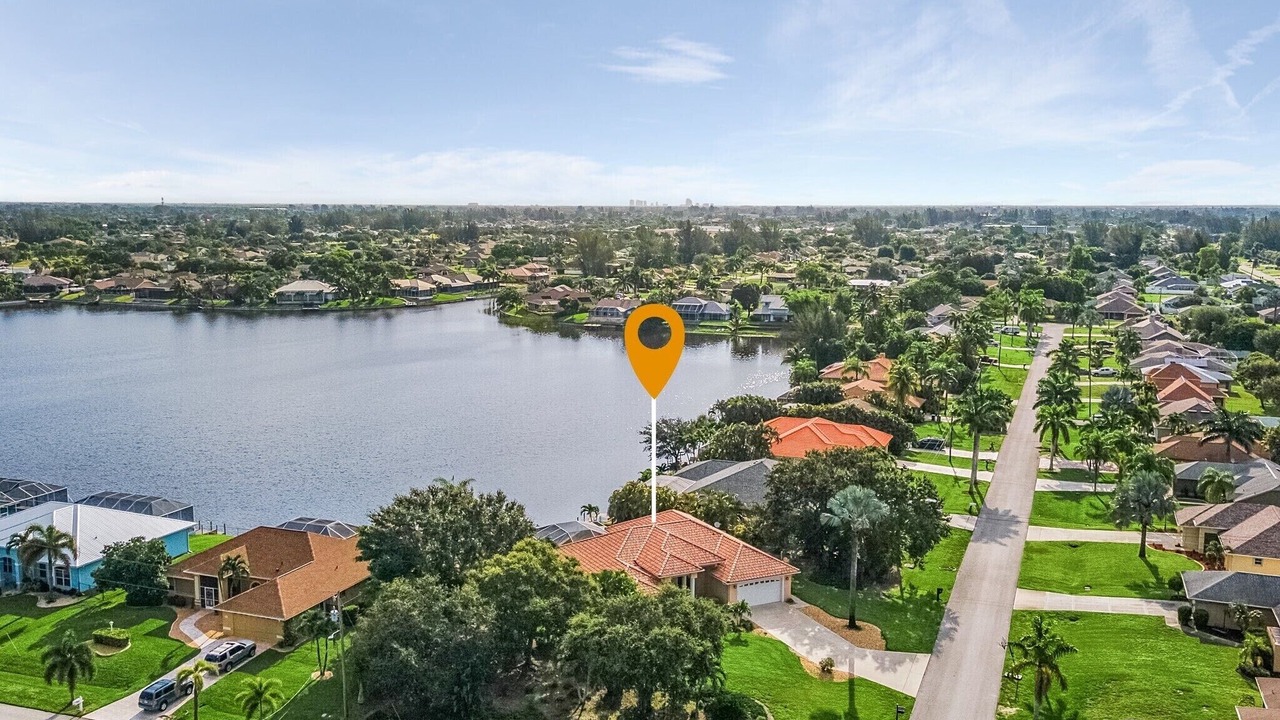 Photo of Outdoor in Pelican