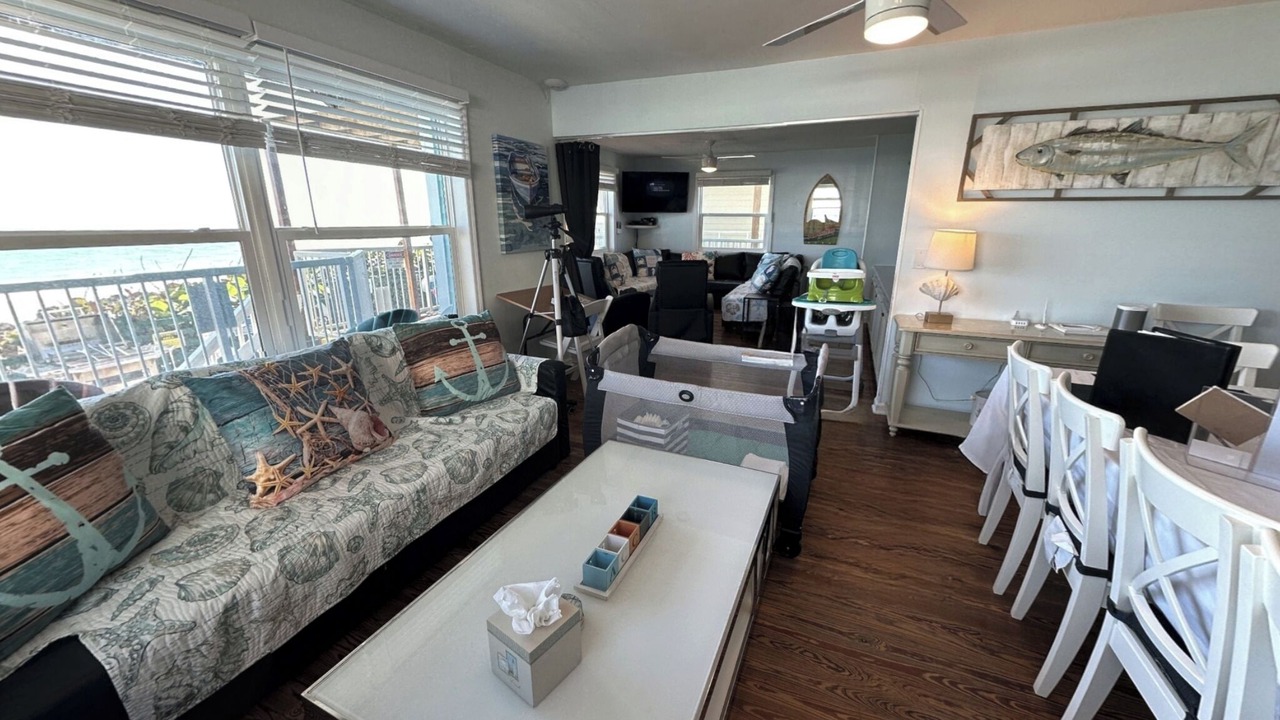 Photo of Livingroom in Stuart