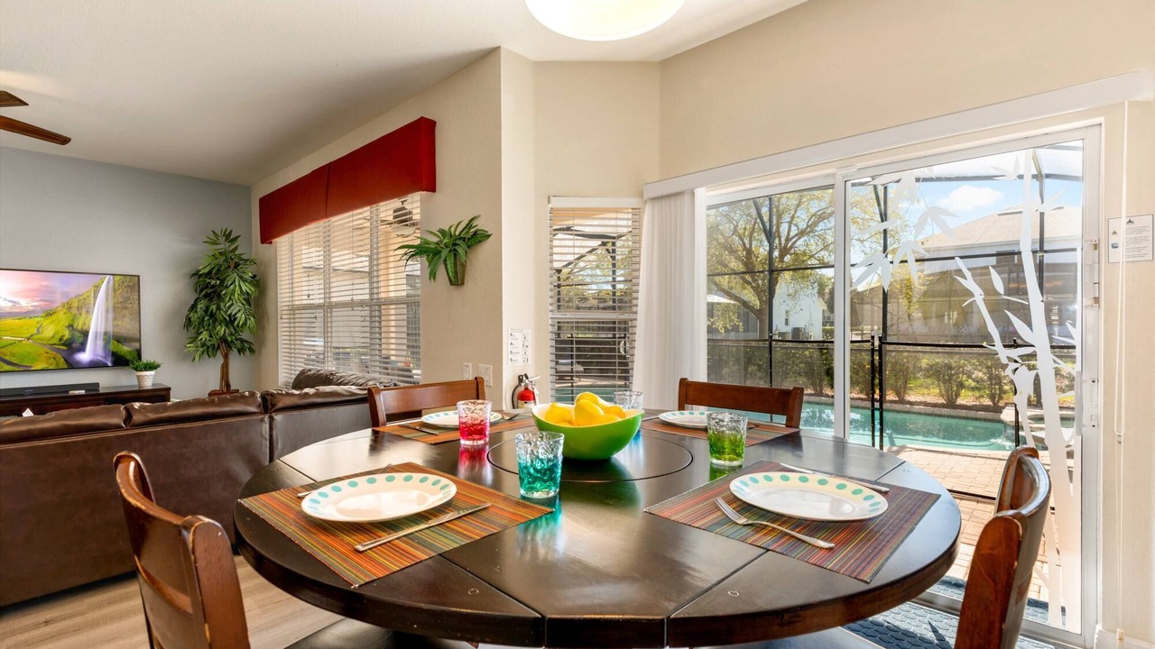 Photo of Outdoor in Windsor Hills