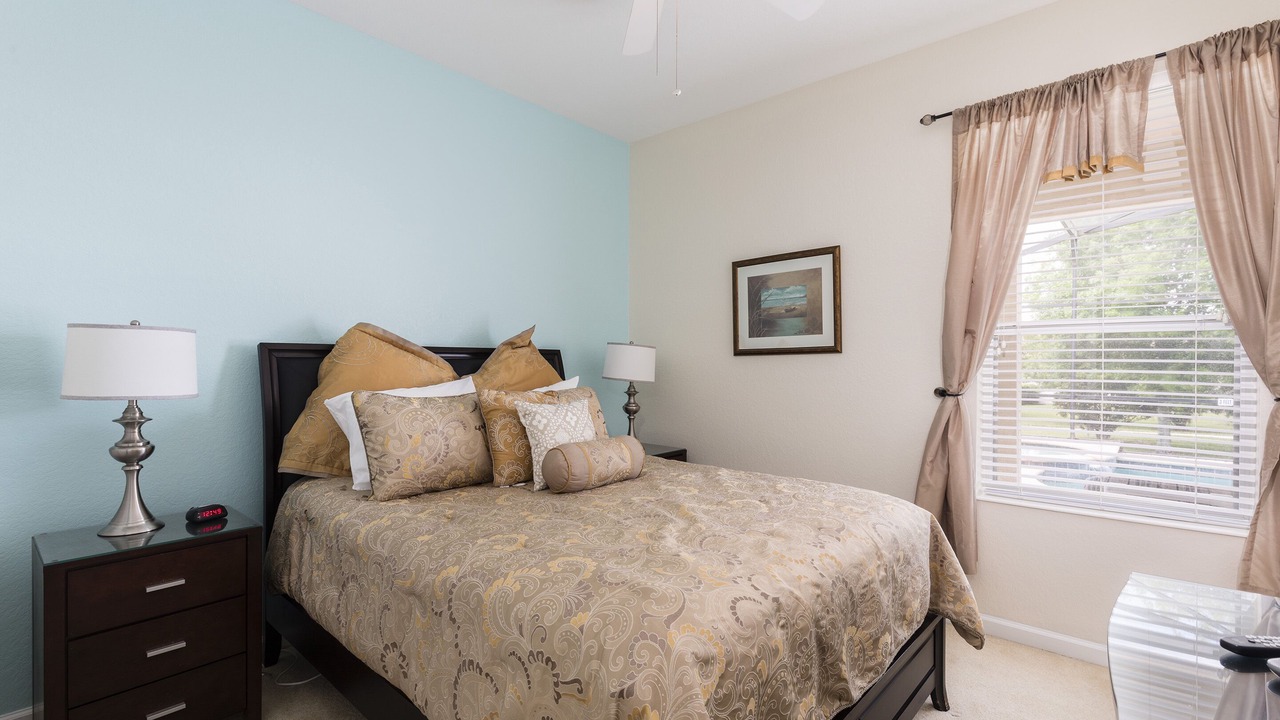 Photo of Bedroom in Windsor Hills