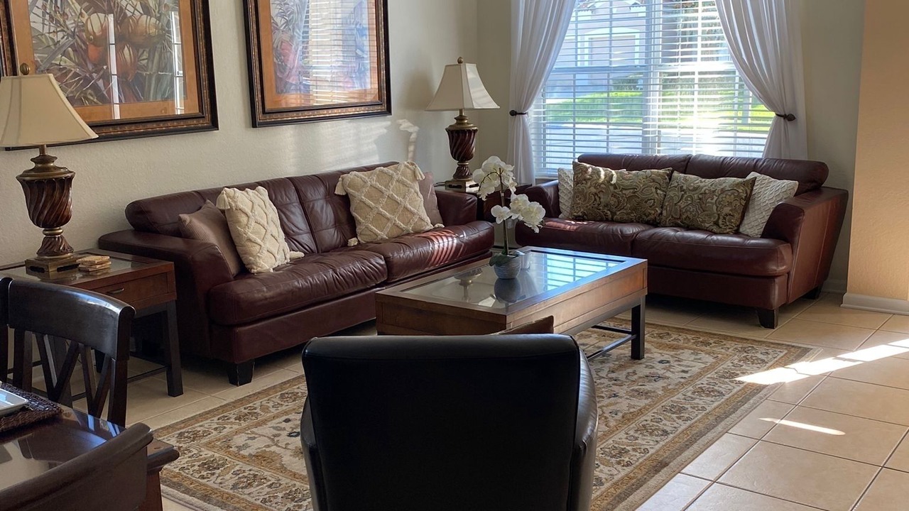 Photo of Livingroom in Windsor Hills