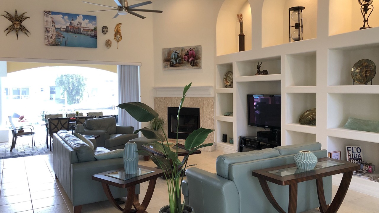 Photo of Livingroom in Pelican