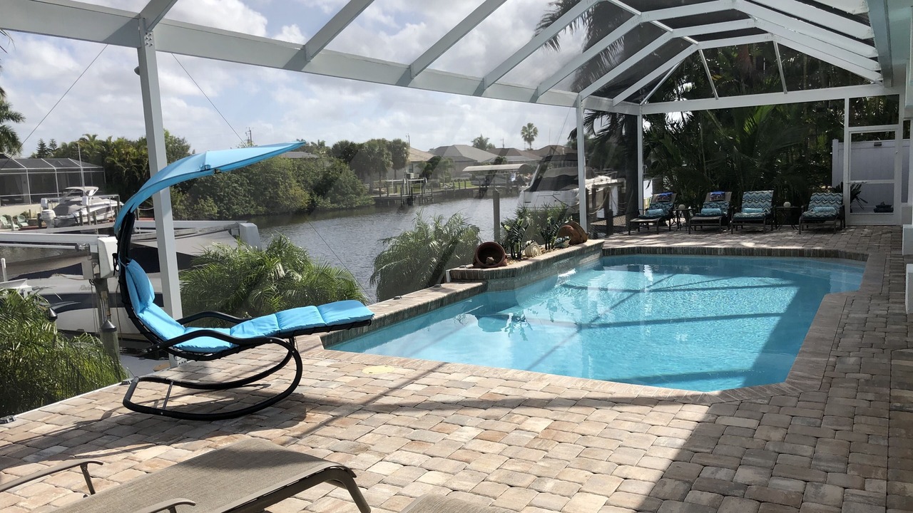 Photo of Outdoor in Pelican