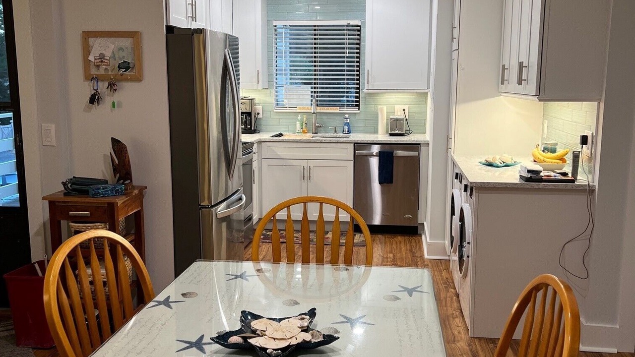 Photo of Kitchen in Folly Field