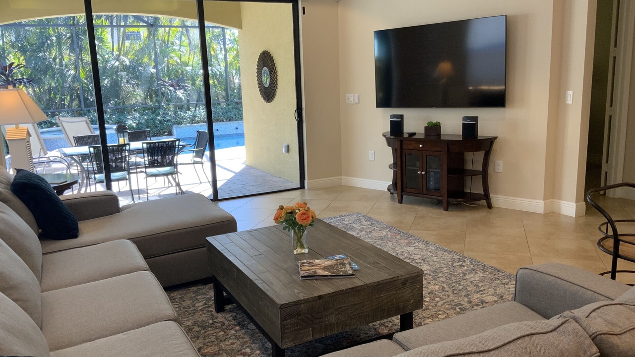 Photo of Livingroom in Naples Park