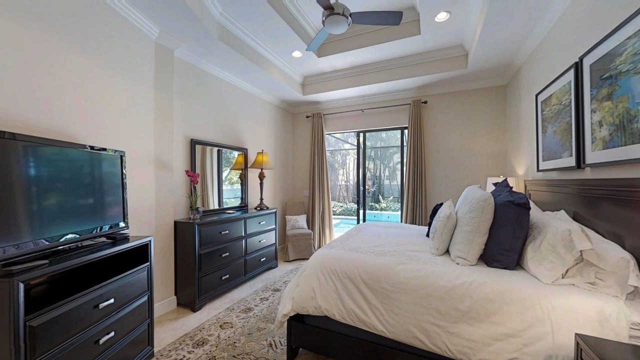Photo of Bedroom in Naples Park
