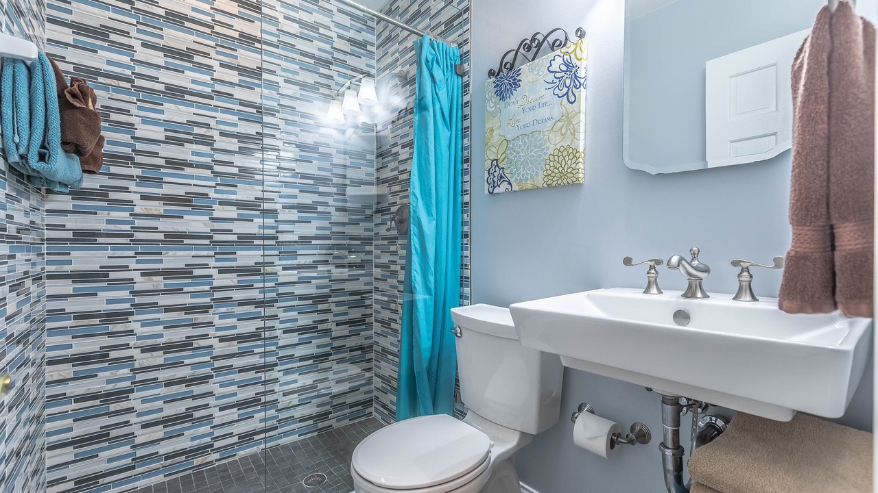 Photo of Bathroom in New Town