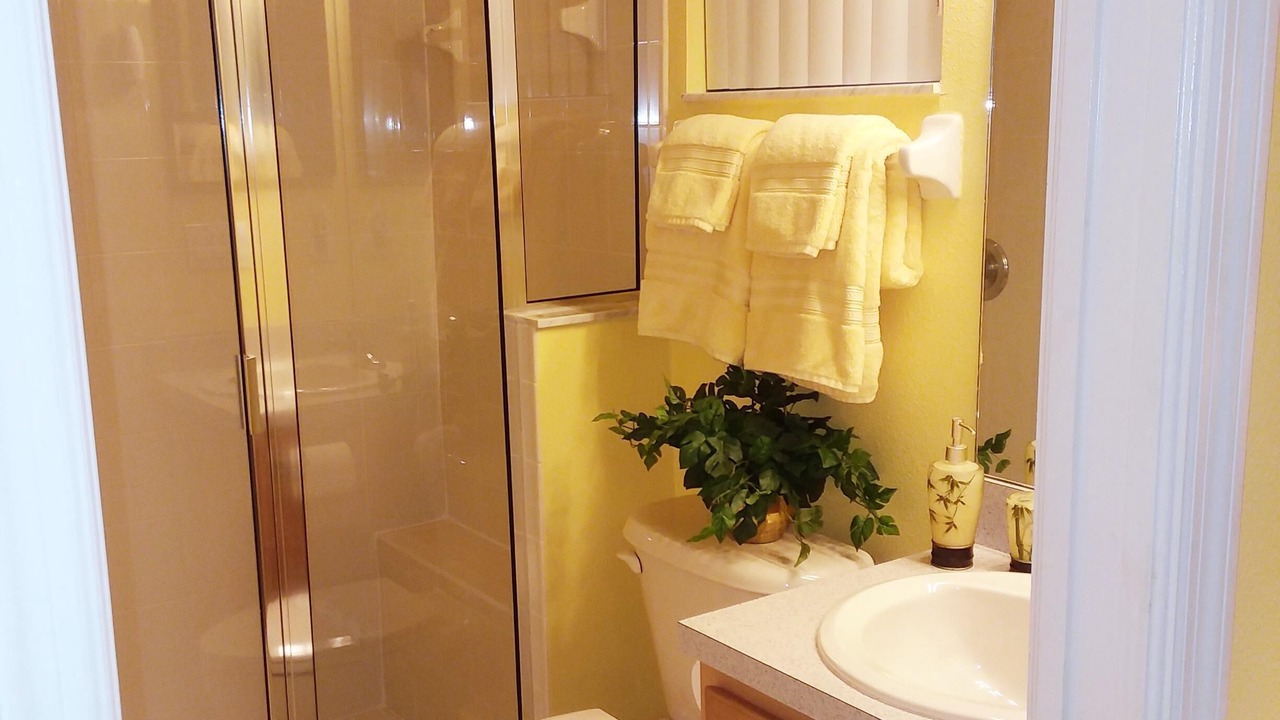 Photo of Bathroom in Calabay Parc