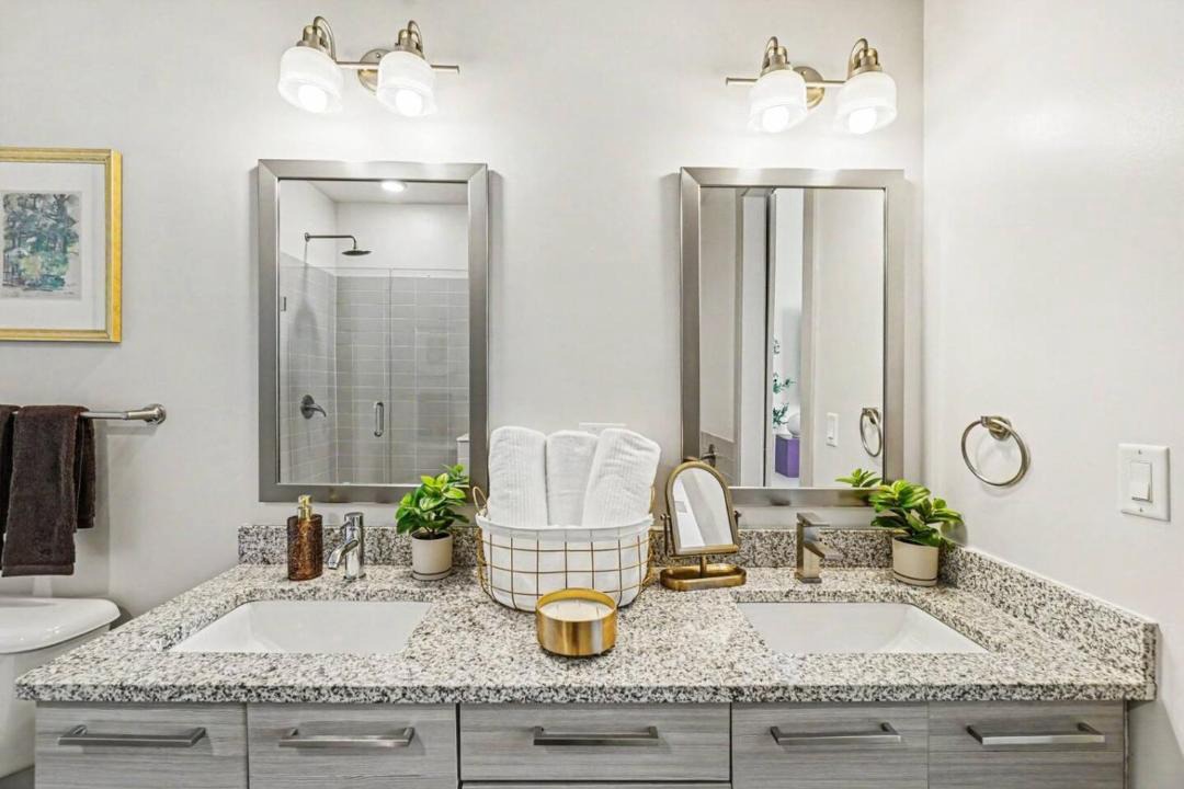 Photo of Bathroom in Downtown Atlanta