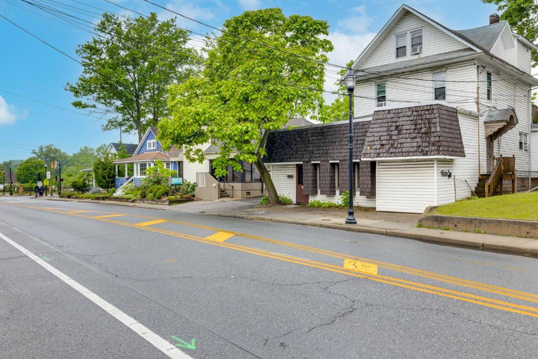 Photo of Buildings in Barrington
