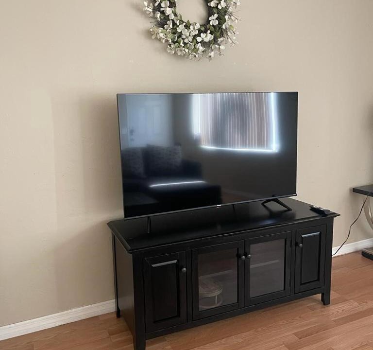 Photo of Livingroom in Edison Park Historic District