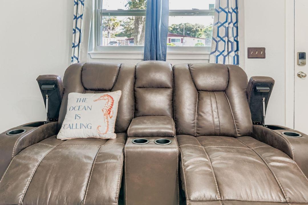 Photo of Livingroom in Sandalwood