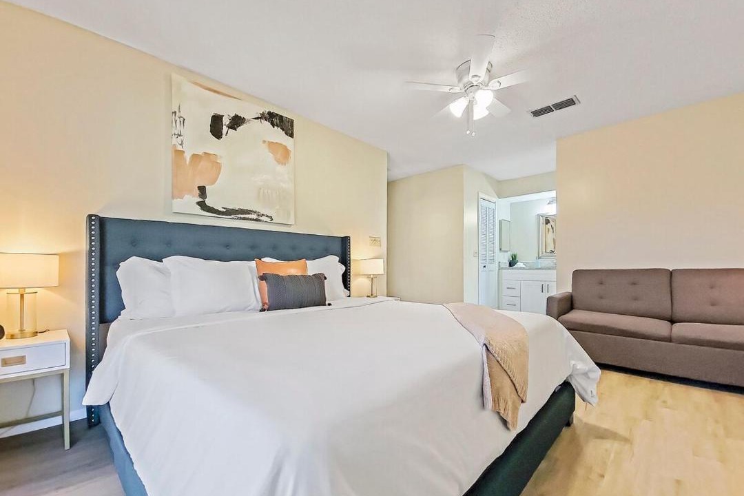 Photo of Bedroom in Wesley Chapel