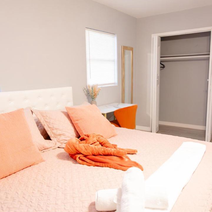 Photo of Bedroom in Crystal Lake