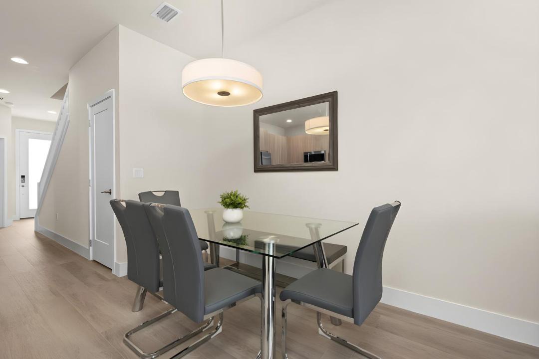 Photo of Others in Four Corners