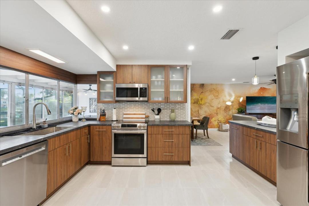 Photo of Kitchen in Venetian Way