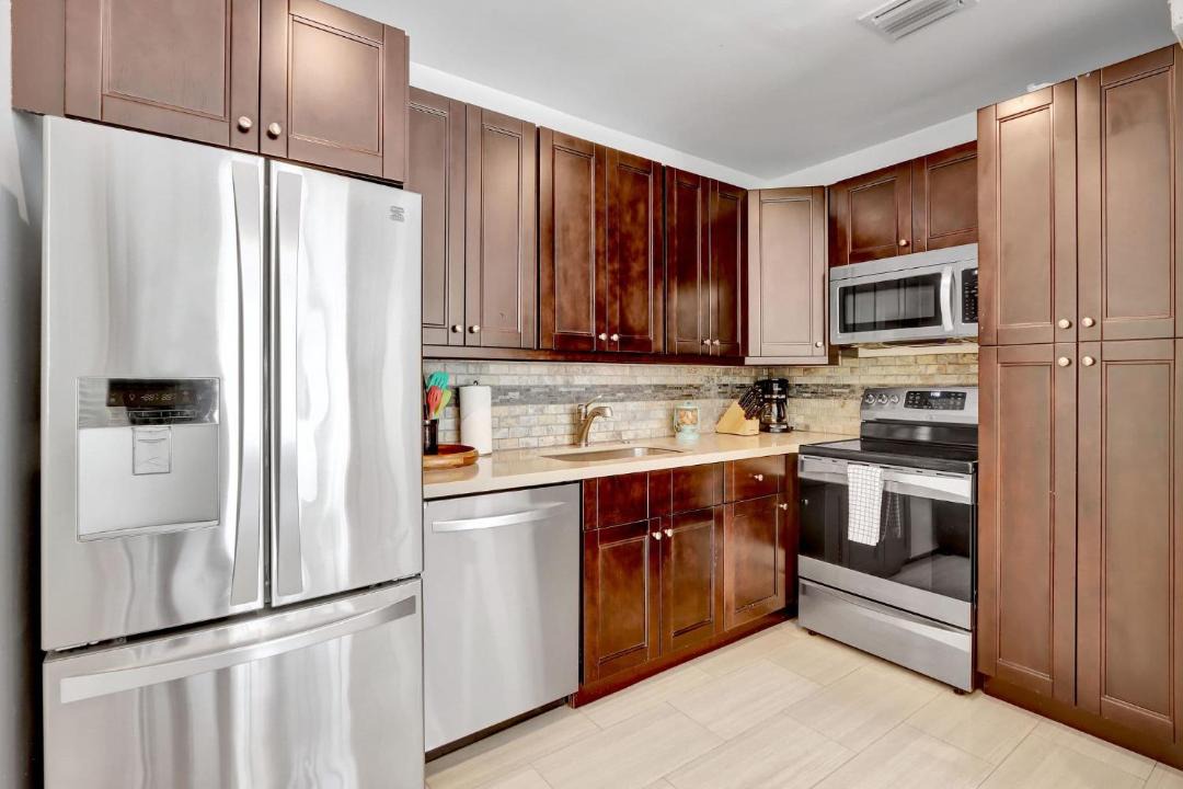 Photo of Kitchen in Hendricks and Venice Isles