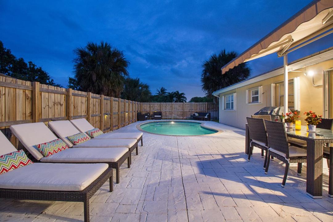 Photo of Patio Balcony in Beachway Estates