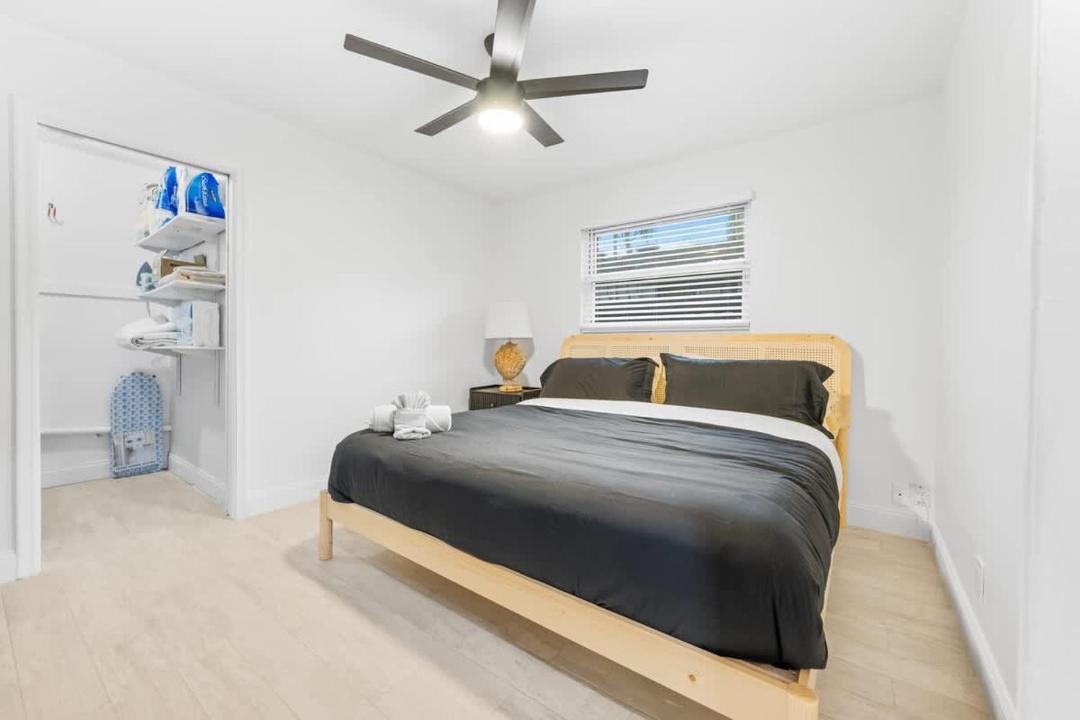 Photo of Bedroom in Melaleuca Gardens