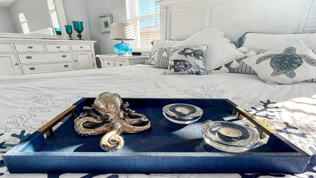 Photo of Bedroom in Yacht Club