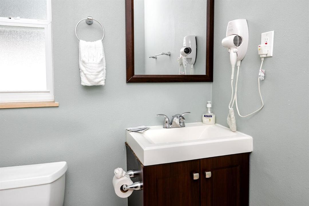 Photo of Bathroom in North Hyde Park