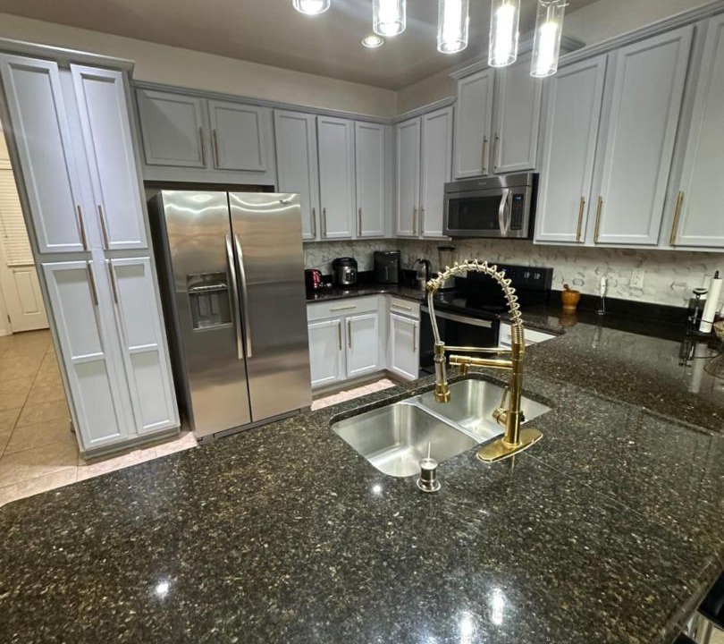 Photo of Kitchen in Azalea Park