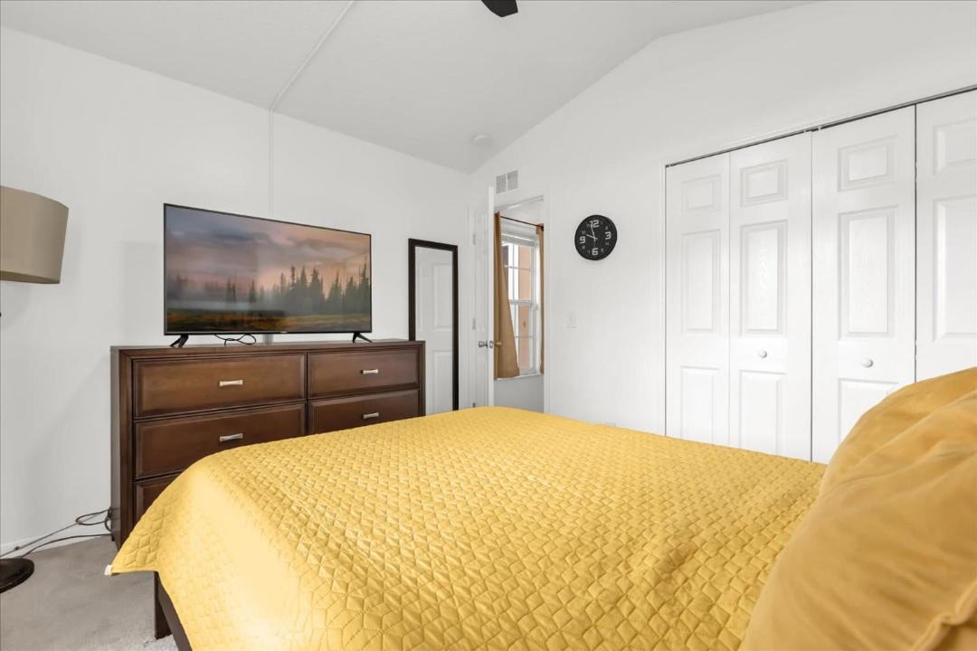 Photo of Bedroom in Florida Pines
