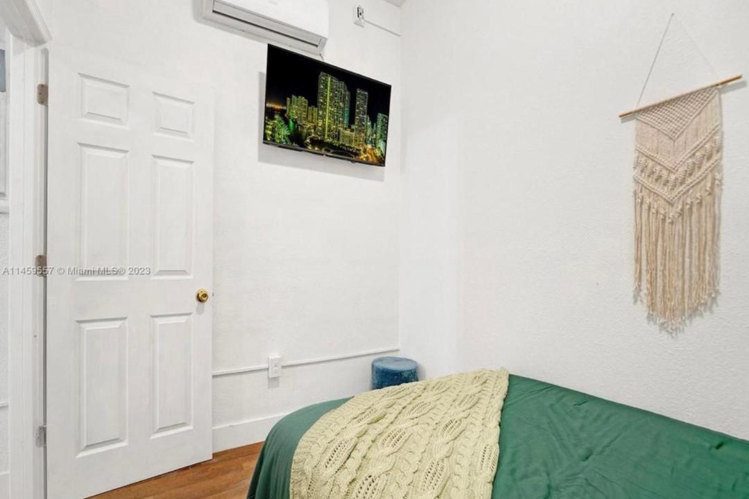 Photo of Bedroom in Liberty City