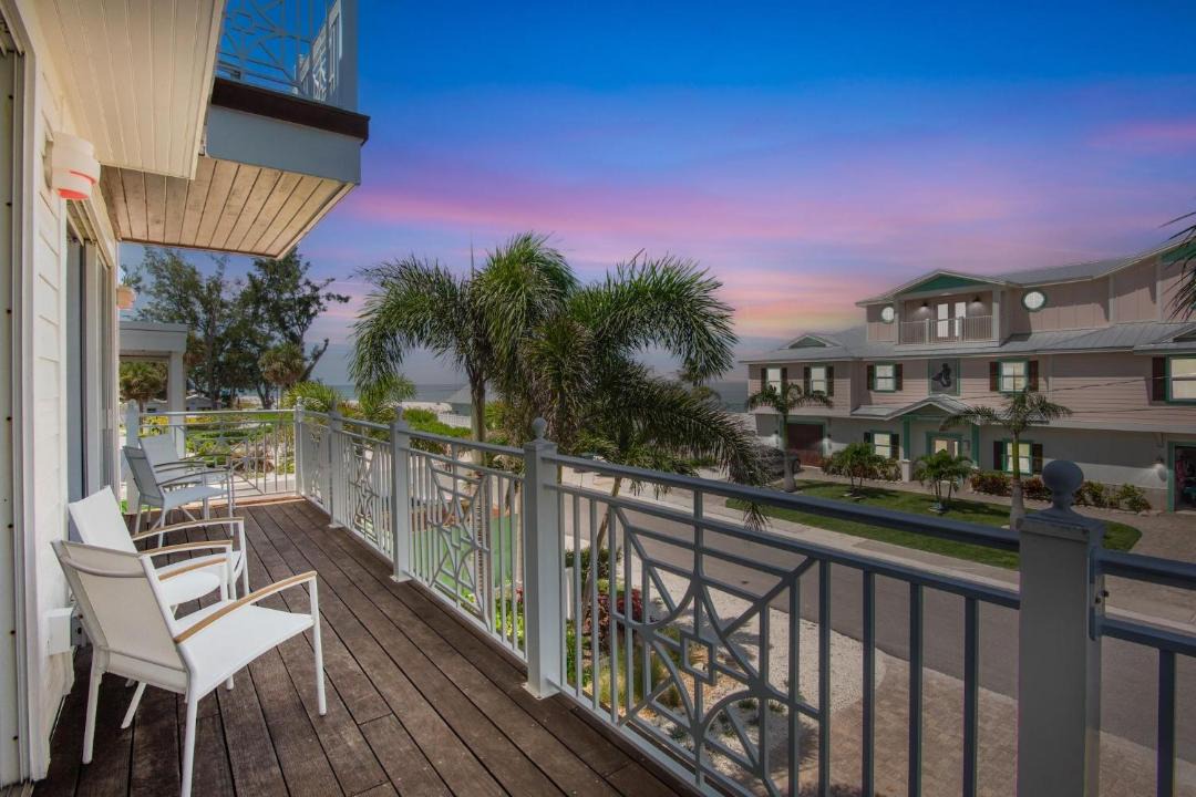 Photo of Patio Balcony in Ilexhurst