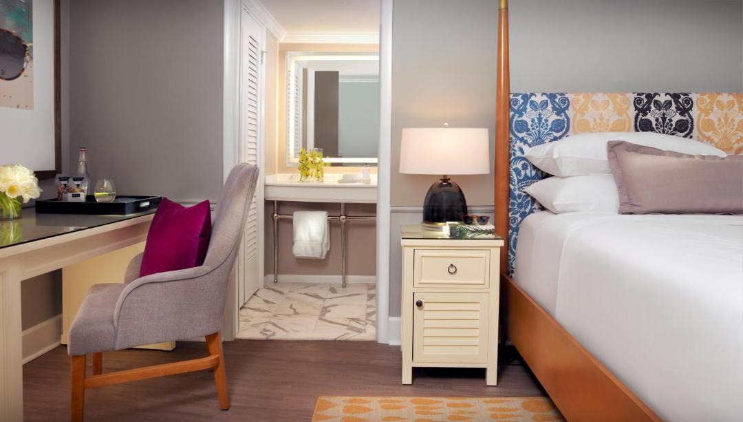 Photo of Bedroom in Vanderbilt Beach