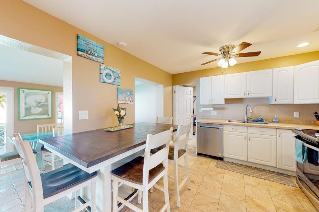 Photo of Kitchen in Bayshore Gardens
