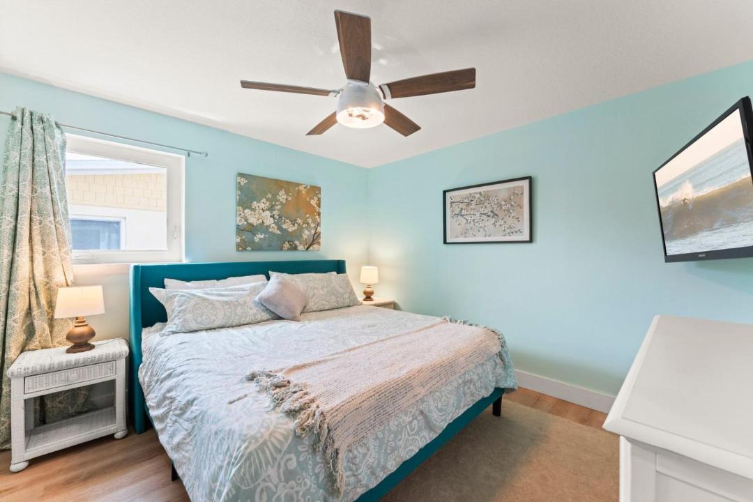 Photo of Bedroom in Harbor Heights