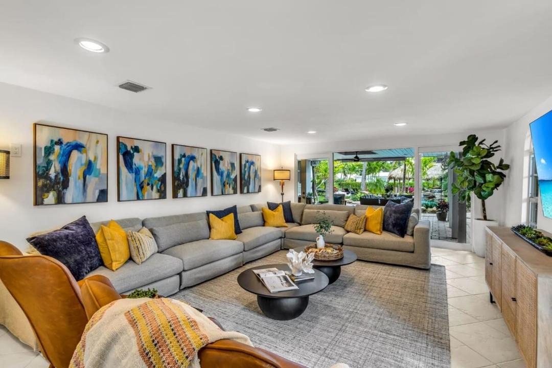 Photo of Others in Poinsettia Heights