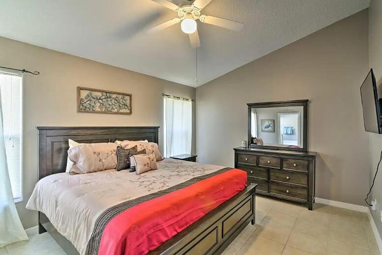 Photo of Bedroom in Indian Point