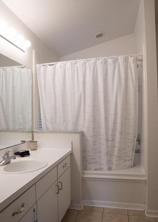 Photo of Bathroom in Eagle Pointe South