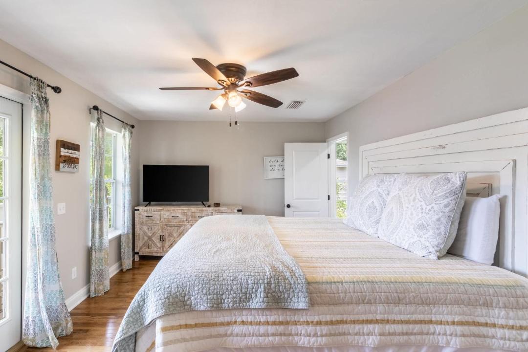 Photo of Bedroom in Freeport