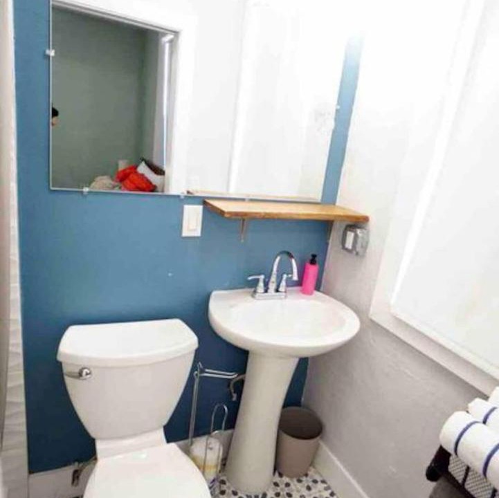 Photo of Bathroom in Smith's Memento