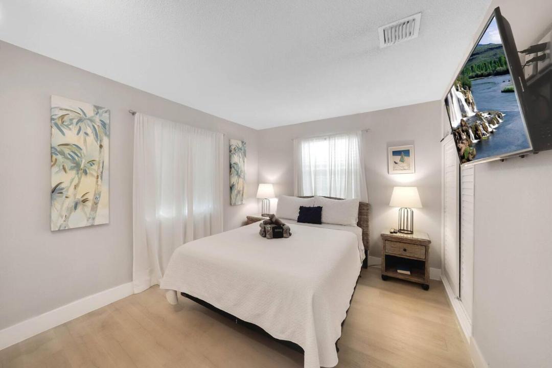 Photo of Bedroom in Singer Island