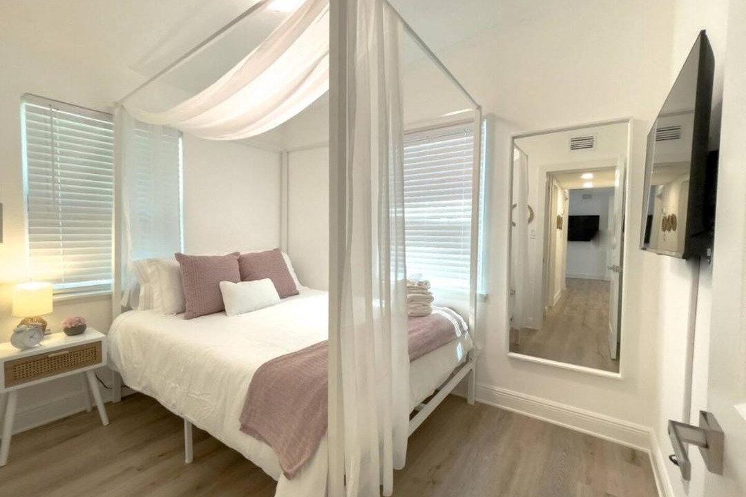 Photo of Bedroom in Coquina Key