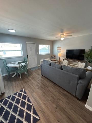 Photo of Others in Matlacha Isles-Matlacha Shores