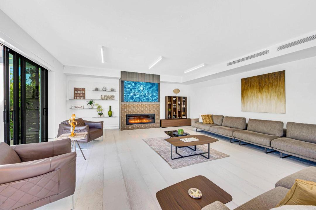 Photo of Livingroom in Harbor Beach
