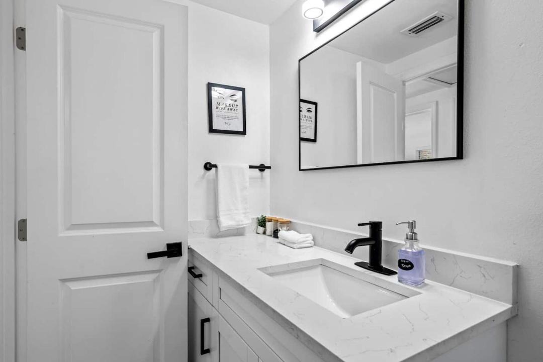Photo of Bathroom in Plant City