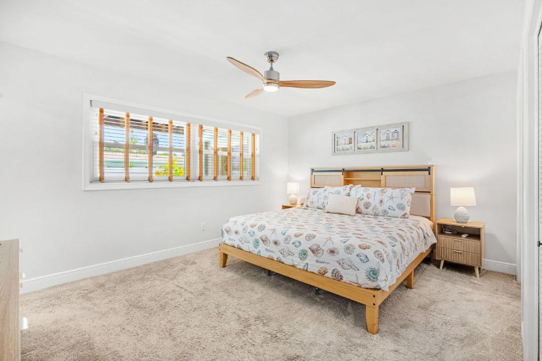 Photo of Bedroom in Seacoast Shores