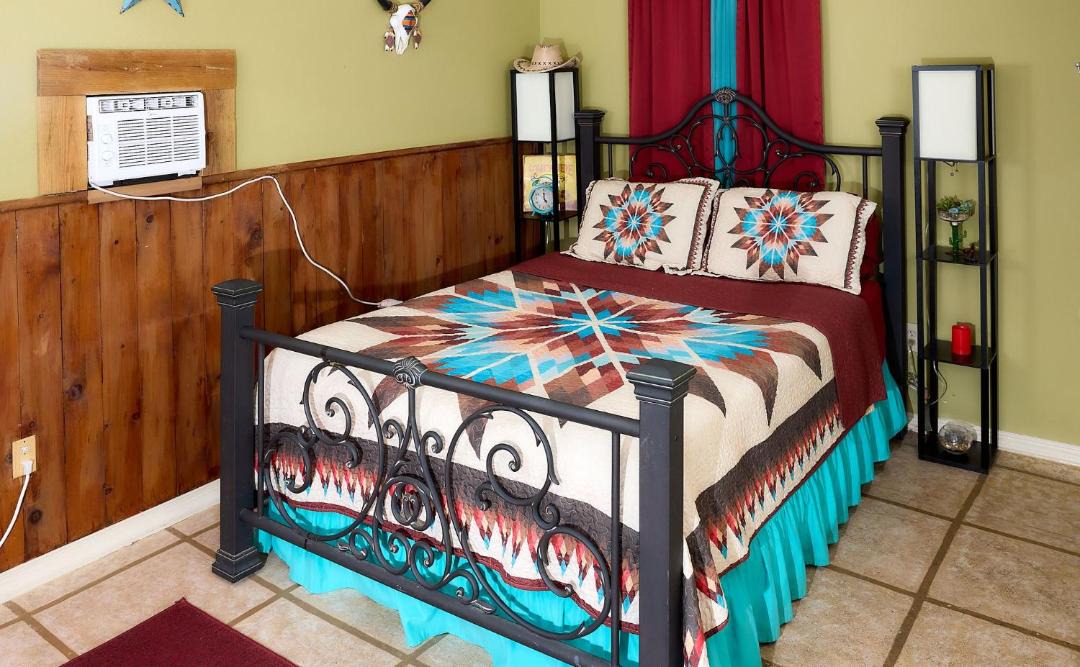 Photo of Bedroom in Homosassa