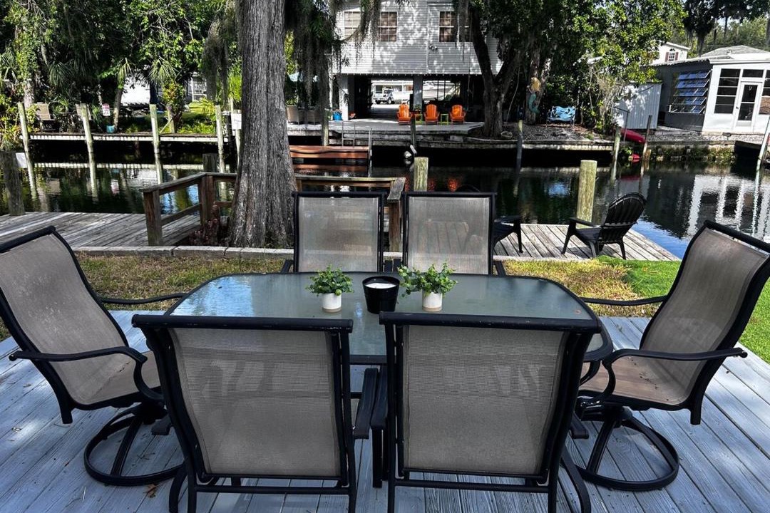 Photo of Patio Balcony in Weeki Wachee Gardens