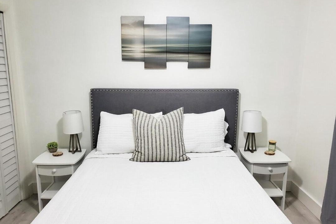 Photo of Bedroom in Dania Beach