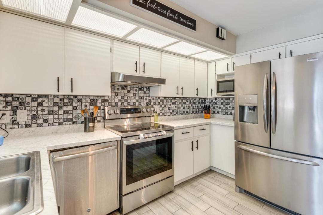 Photo of Kitchen in Buena Ventura Lakes
