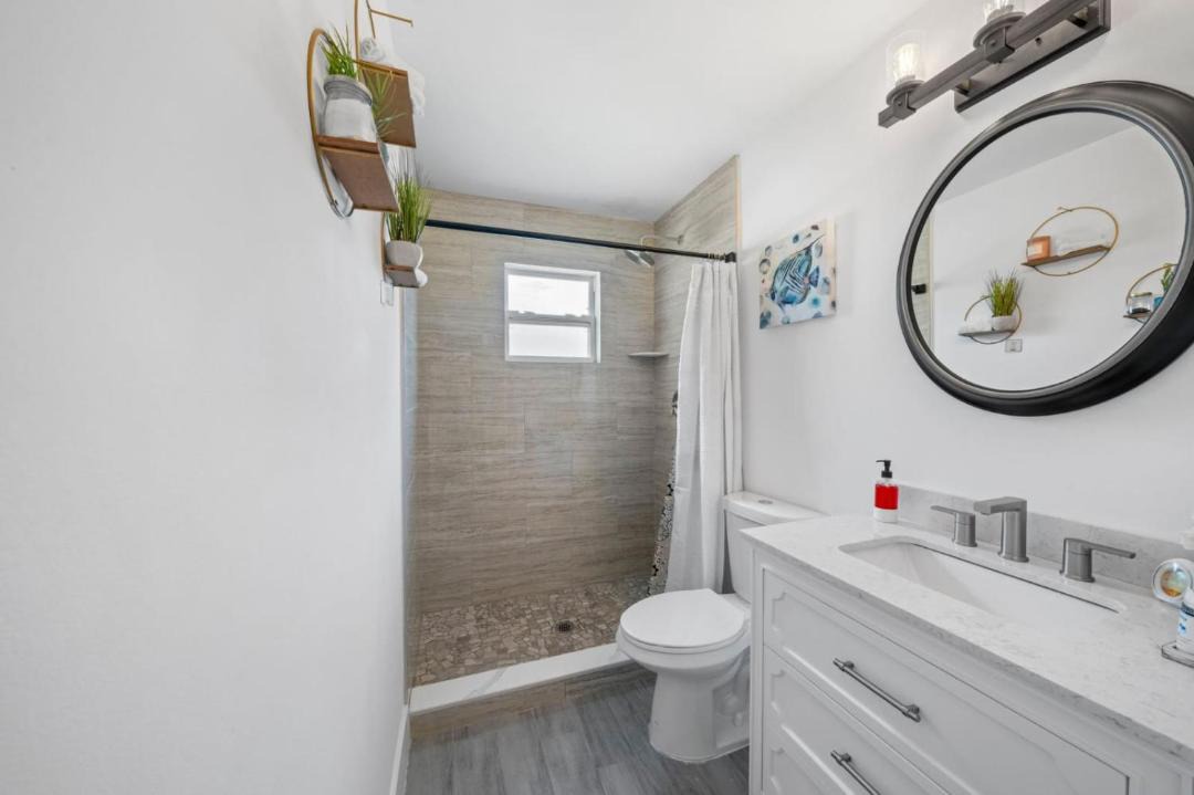 Photo of Bathroom in Riviera Beach